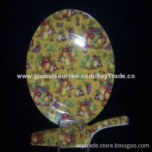 Fine Porcelain Cake Plate in Round-shaped with Decal Designs